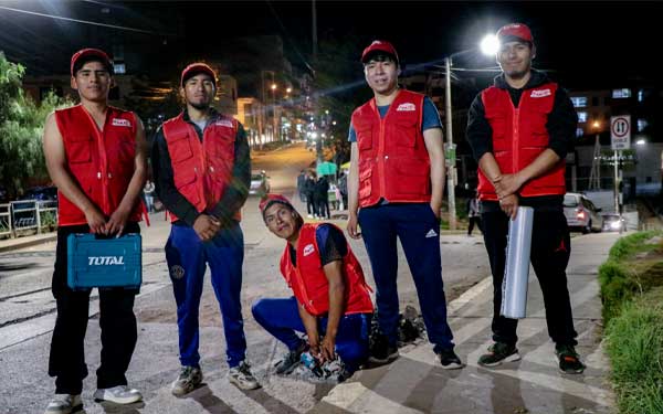 EQUIPO DE ESTIBADORES PARA TU MUDANZA EN CUSCO